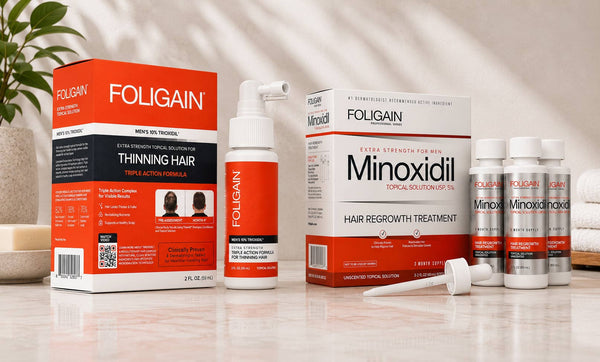 Rawatan sapuan TRIOXIDIL 10% FOLIGAIN untuk lelaki di sebelah kit minoksidil 5%.